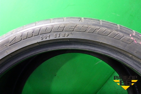 Шина Bridgestone Potenza RE050A 102Y 305/30 R19 (Лето)