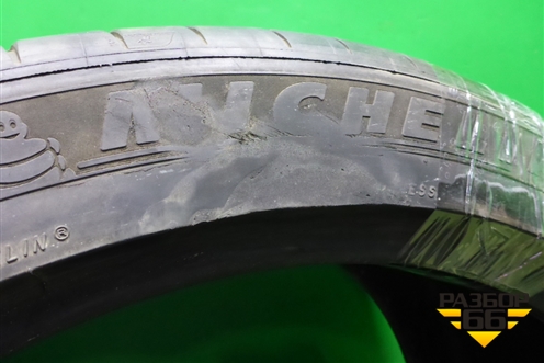 Шина Michelin Pilot Sport 4S 115Y 325/35 R23 (Лето)