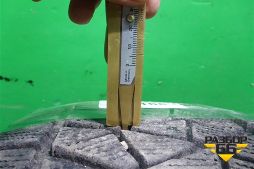 Шина Bridgestone Blizzak DM-V2 108S 235/65 R17 (Зима)