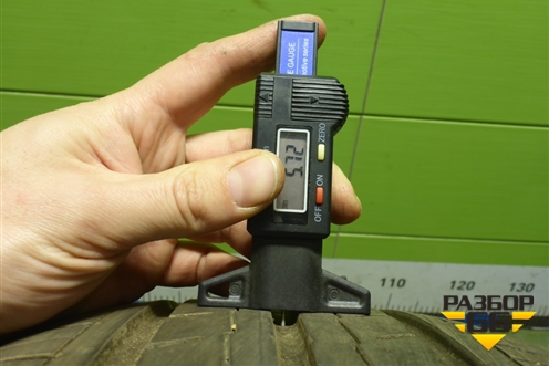 Шина  215/50 R17 (Лето) (YokohamaBluEarthES32) (YOKOHAMABLUEARTHES32)