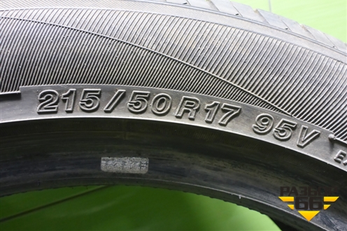 Шина  215/50 R17 (Лето) (YokohamaBluEarthES32) (YOKOHAMABLUEARTHES32)