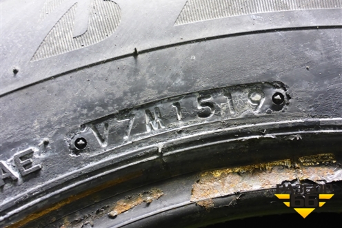 Шина  195/65 R15 (Зима Шипы) (BridgestoneIceCruiser7000) (BRIDGESTONEICECRUISER7000)