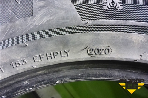 Шина  255/55 R18 (Зима Шипы) (SailunICEBlazerWST3) (SAILUNICEBLAZERWST3)