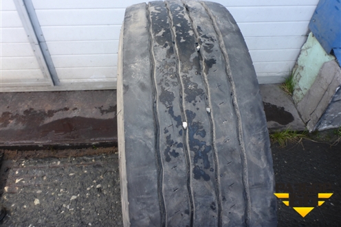 Шина  315/70 R22,5 () (SAILUNSFR1)