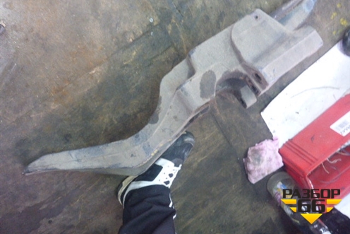 Кронштейн пневморессоры (правый) для Volvo TRUCK FH с 2008-2013г (ФШ)