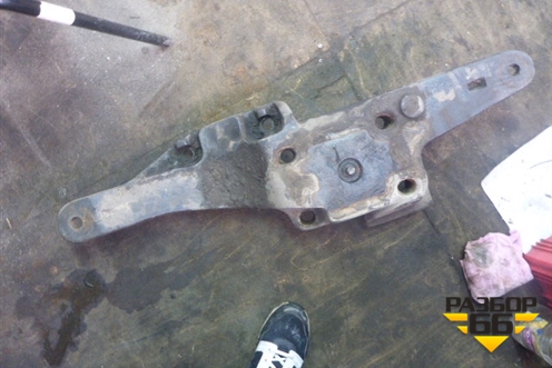 Кронштейн пневморессоры (правый) для Volvo TRUCK FH с 2008-2013г (ФШ)