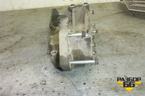 Кронштейн компрессора кондиционера для Honda CR-V(RE) с 2006-2012г (ЦРВ СРВ)