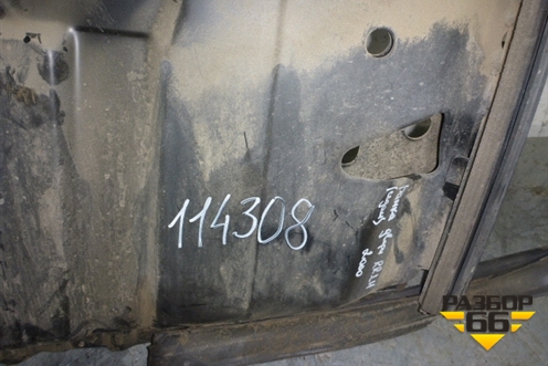 Рамка двери задней левой (универсал) для Audi A8 с 2002-2010г (А8)