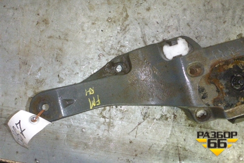 Кронштейн пневморессоры (правый) для Volvo TRUCK FH с 2002-2008г (ФШ)