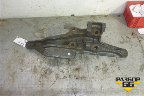 Кронштейн пневморессоры (правый) для Volvo TRUCK FH с 2002-2008г (ФШ)