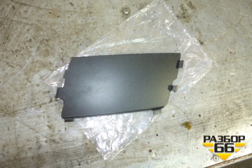 Накладка переднего бампера левая (новая 4F0807681J) для Audi A6 (C6) с 2004-2011г (А6)