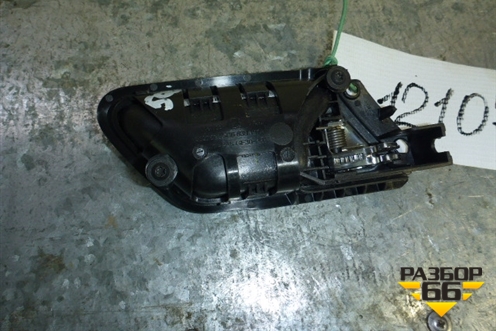 Ручка внутренняя двери задней левой для Volkswagen Jetta с 2010-2019г (Джетта)