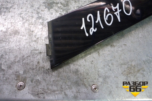 Накладка двери задней левой (на рамку стекла) для BMW X5 Е53 с 1999-2007г (Х5 Е53)