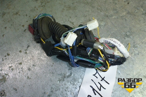 Проводка двери задней правой для Toyota Avensis с 2003-2009г (Авенсис)