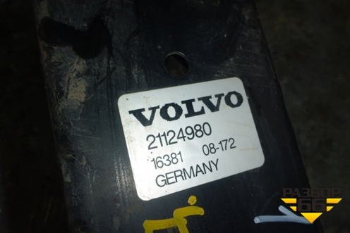 Кронштейн радиатора правый  (рамка)(21124980) для Volvo TRUCK FH с 2002-2008г (ФШ)