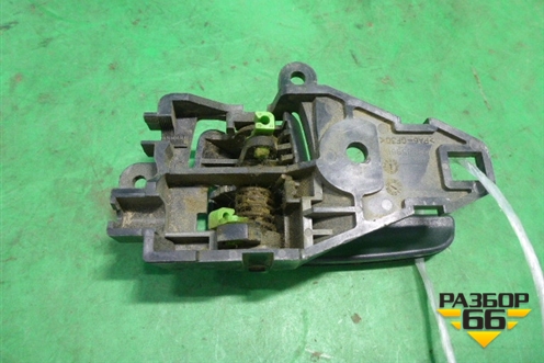 Ручка внутренняя двери передней правой (5716A180XA) для Mitsubishi Lancer-X с 2007г (Лансер)