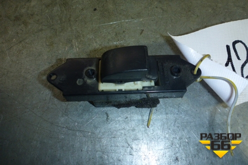 Кнопка стеклоподъёмника (задняя правая) (MR587944) для Mitsubishi Lancer-X с 2007г (Лансер)