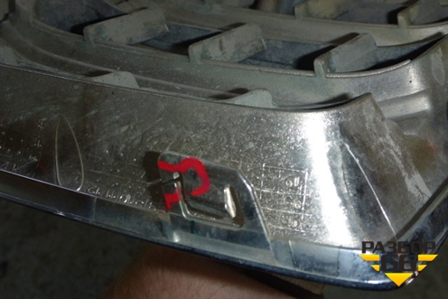 Решетка радиатора правая (после 2010 г) (7450A414) для Mitsubishi L 200 c 2006-2015г (Л200)