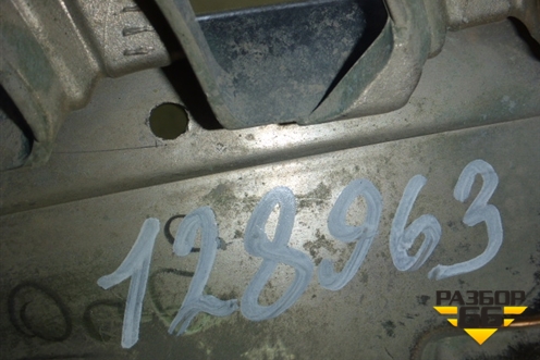 Решетка радиатора правая (после 2010 г) (7450A414) для Mitsubishi L 200 c 2006-2015г (Л200)