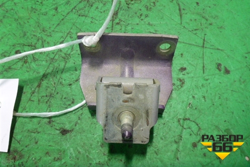 Петля двери багажника для Peugeot 307 с 2001-2007г