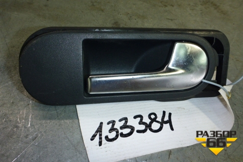 Ручка внутренняя двери задней правой для Volkswagen Golf V Plus с 2005-2014г (Гольф 5 Плюс)