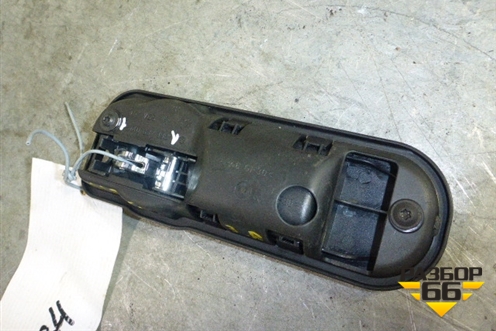 Ручка внутренняя двери задней правой для Volkswagen Golf V Plus с 2005-2014г (Гольф 5 Плюс)