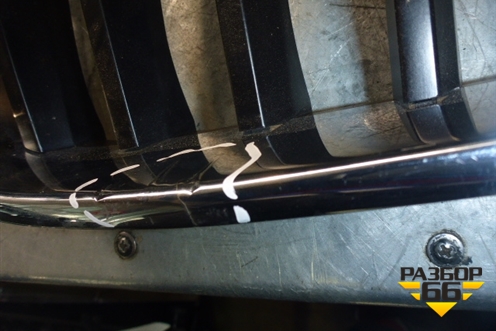 Решетка радиатора левая (до 2014г) (51117210725) для BMW X3 F25 с 2010-2017г (Х3 Ф25)