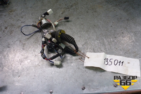 Проводка двери задней левой для Toyota Avensis с 2003-2009г (Авенсис)