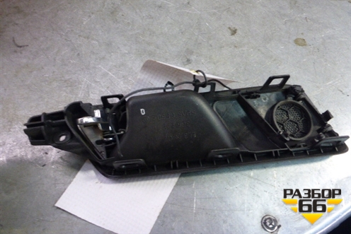 Ручка внутренняя двери задней левой для Volkswagen Passat (B6) с 2005-2010г (Пассат Б6)