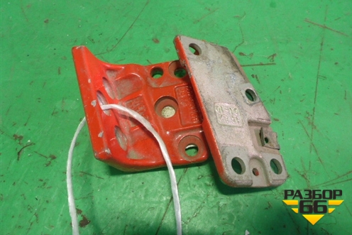 Петля двери левой верхняя  (20398135) для Volvo TRUCK FH с 2008-2013г (ФШ)