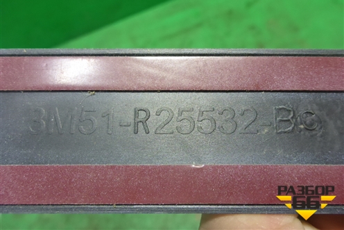 Накладка двери задней правой (новая) (3M51R25532BC) для Ford C-MAX с 2003-2010г (ЦМакс 1)