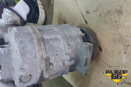 Компрессор кондиционера для BMW 7-серия E38 с 1994-2001г