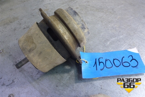 Опора двигателя для Volkswagen Touareg c 2002-2010г (Туарег)