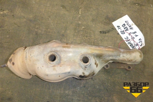 Коллектор выпускной (правый 4.2л.V8 AXQ) для Volkswagen Touareg c 2002-2010г (Туарег)