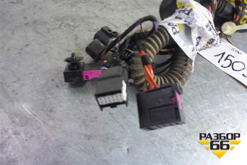 Проводка двери задней левой для Volkswagen Touareg c 2002-2010г (Туарег)