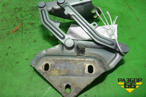 Петля капота правая (7L6823302) для Volkswagen Touareg c 2002-2010г (Туарег)