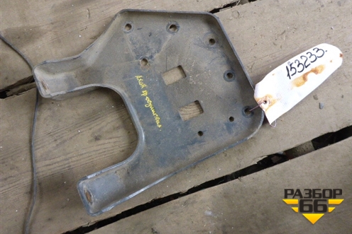 Кронштейн осушителя  (A9424295468) для Mercedes Benz TRUCK Axor 2 с 2004г (Аксор)