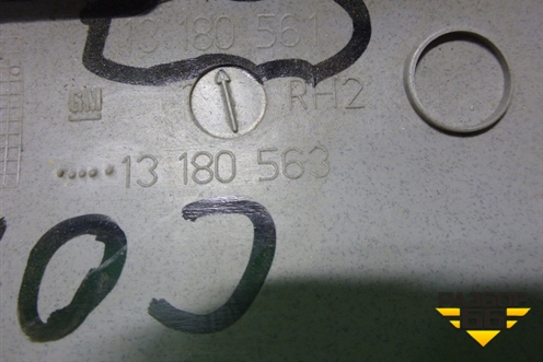 Обшивка стойки лобового стекла правая (13180563) для Opel Corsa D с 2006-2014г (Корса Д)