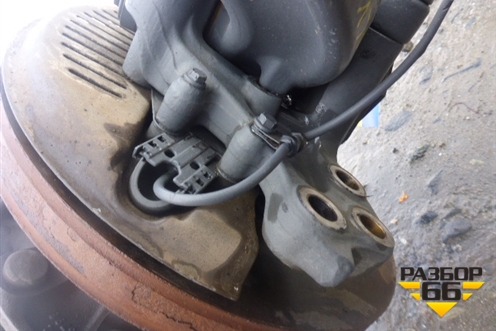 Кулак поворотный передний левый  (под дисковый тормоз) для Volvo TRUCK FH с 2002-2008г (ФШ)