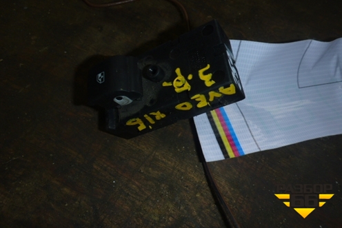 Кнопка стеклоподъёмника задняя правая для Chevrolet Aveo (Т300) с 2011г (Авео Т300)