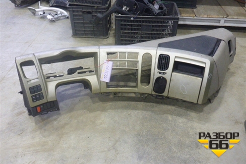 Торпедо  (левая часть) для Renault TRUCK Premium 2 с 2005-2013г (Премиум 2)