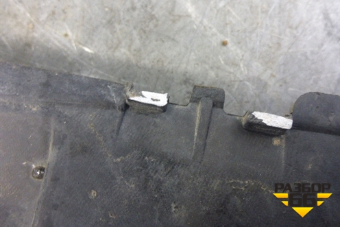 Кронштейн переднего бампера центральный (A1698850065) для Mercedes Benz A140/160 W169 с 2004-2012г (А)