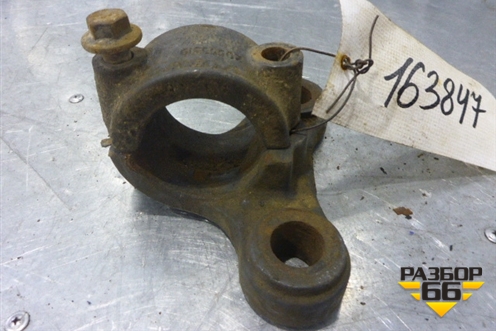 Кронштейн переднего стабилизатора  (нижний к балке) (20555319) для Volvo TRUCK FH с 2002-2008г (ФШ)