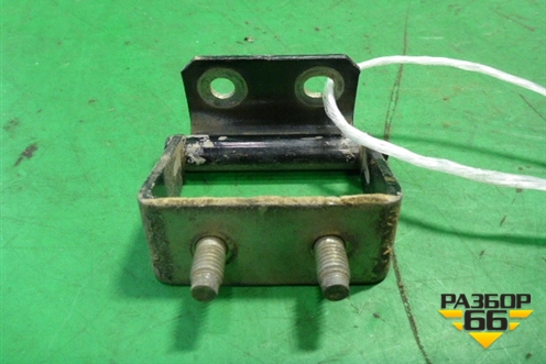 Петля двери багажника (90400AV730) для Nissan Qashqai (J10E) с 2006-2013г (Кашкай)
