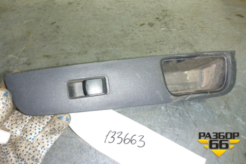 Кнопка стеклоподъёмника для Nissan Tiida (C11X) с 2004-2013г (Тиида)