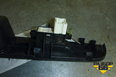 Кнопка стеклоподъёмника для Nissan Tiida (C11X) с 2004-2013г (Тиида)