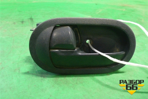 Ручка внутренняя двери передней левой для Mitsubishi Colt с 2004г