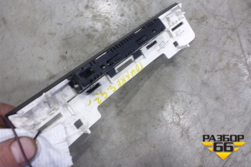 Индикатор парковки (на торпедо) (7L6919437D) для Volkswagen Touareg c 2002-2010г (Туарег)