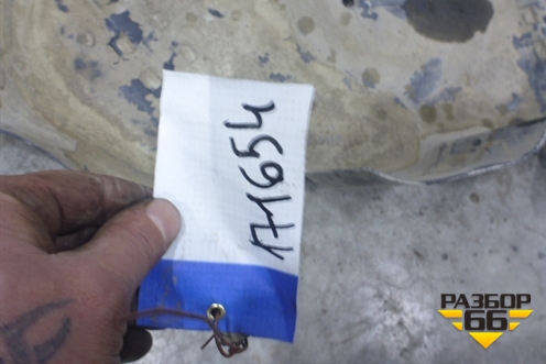 Защита топливного бака (7L0201973C) для Volkswagen Touareg c 2002-2010г (Туарег)