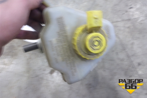 Цилиндр тормозной главный для Volkswagen Touareg c 2002-2010г (Туарег)